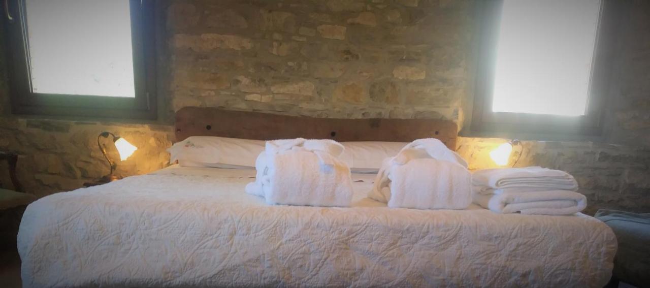 Segarati Relax La Romantica Rocca di Varsi Esterno foto