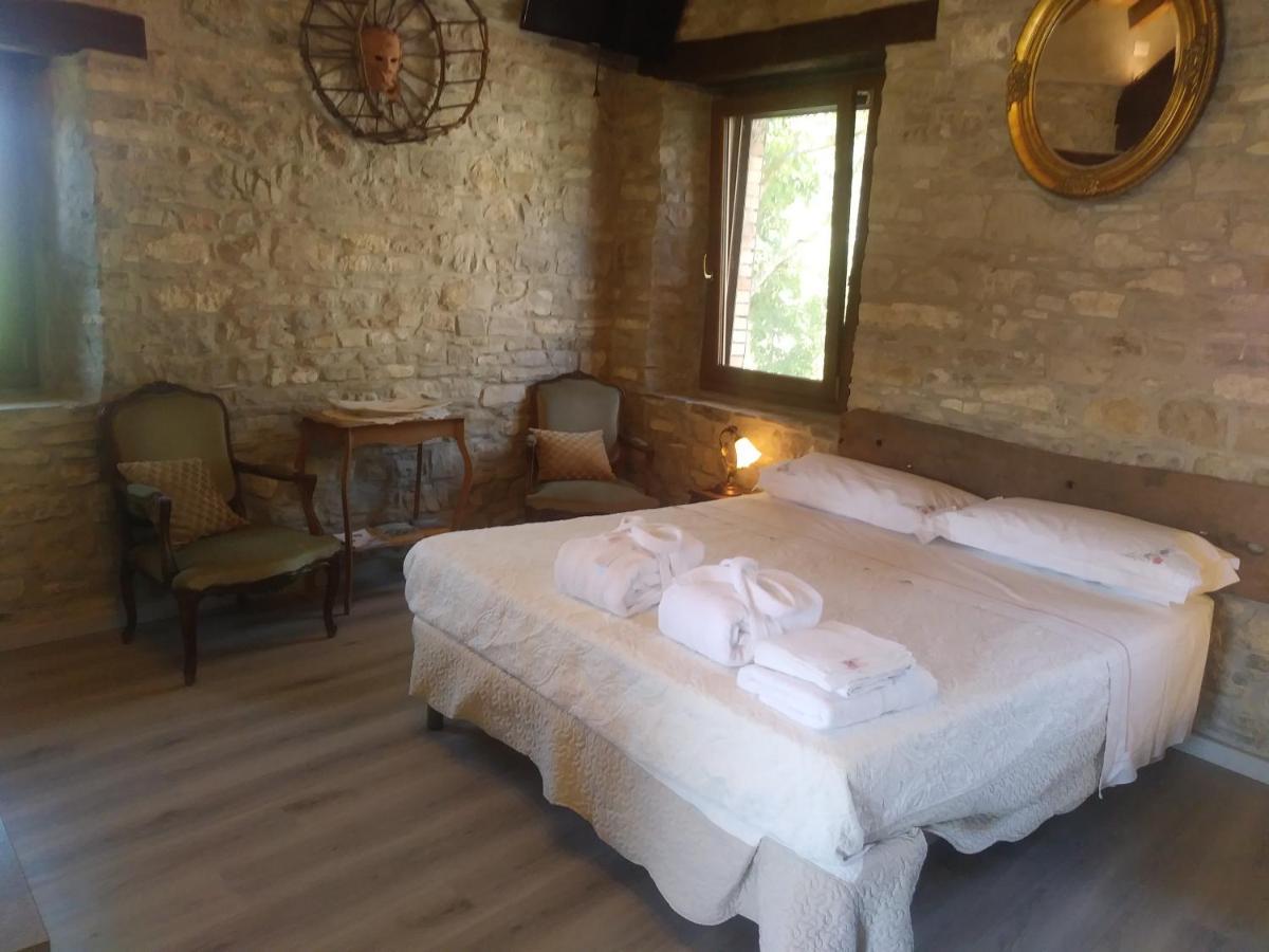 Segarati Relax La Romantica Rocca di Varsi Esterno foto